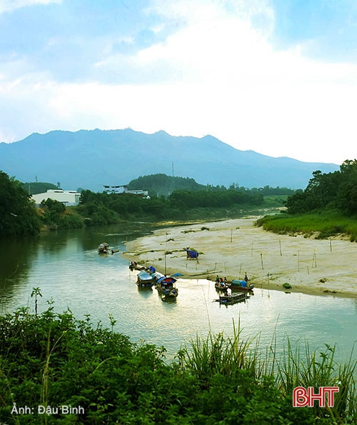 Dòng sông chở nặng ân tình ảnh 12 Dòng sông chở nặng ân tình