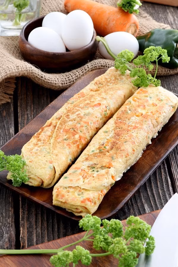 Làm trứng cuộn ốp lết kiểu Hàn cực đơn giản chỉ trong 5 phút
