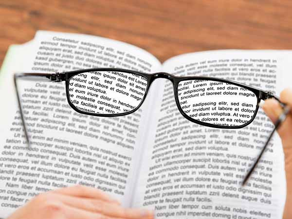 Cách bảo vệ mắt khi học tập và làm việc online