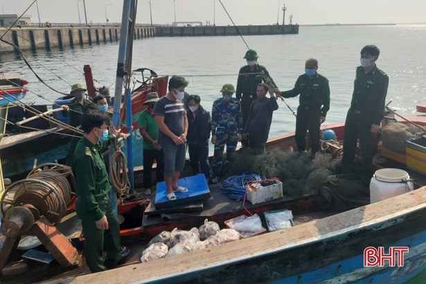 Phạt 2 chủ tàu giã cào 35 triệu đồng do đánh bắt tận diệt tại Hà Tĩnh 