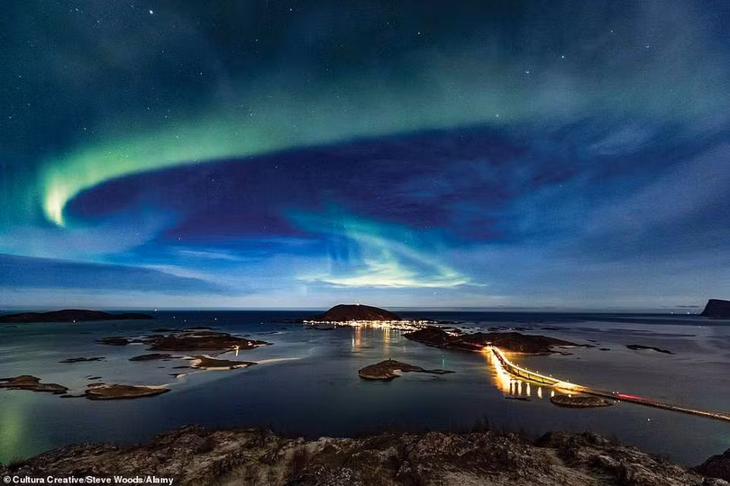 Bầu trời đêm kỳ ảo dưới ống kính nhiếp ảnh gia