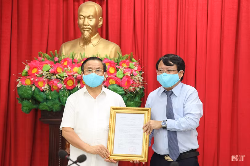 Công bố các quyết định của Ban Thường vụ Tỉnh uỷ về công tác cán bộ