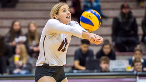 Mỹ nhân bóng chuyền mới nổi của xứ sở sương mù