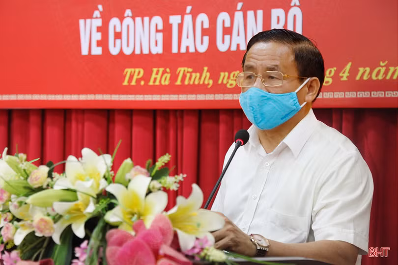 Công bố các quyết định của Ban Thường vụ Tỉnh uỷ về công tác cán bộ