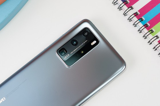 Smartphone siêu zoom chính thức có mặt tại Việt Nam