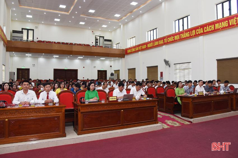 Các đại biểu tham dự hội nghị. 16.jpg