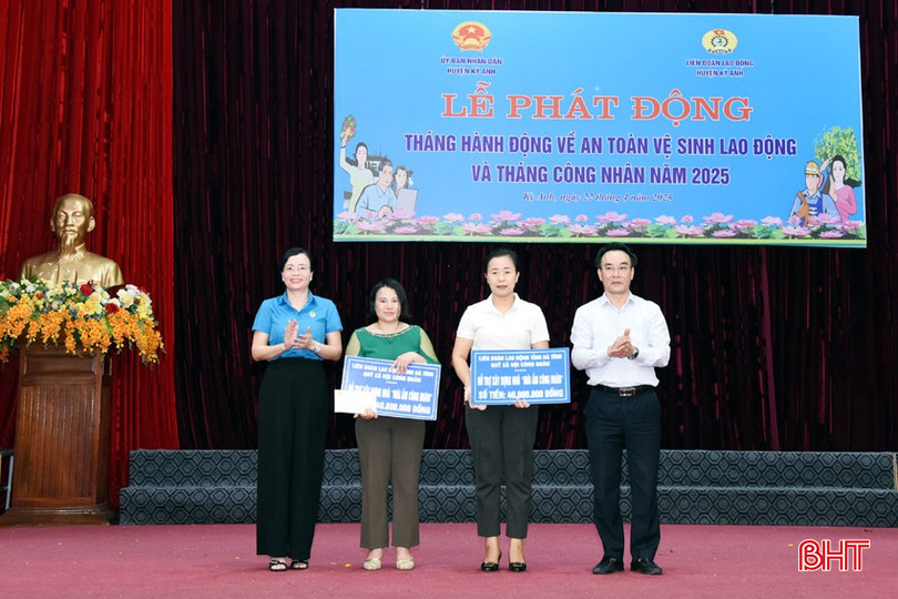 LĐLĐ tỉnh hỗ trợ 2 đoàn viên làm nhà mới và sửa nhà, mỗi nhà 40 triệu đồng;... bqbht_br_13.jpg