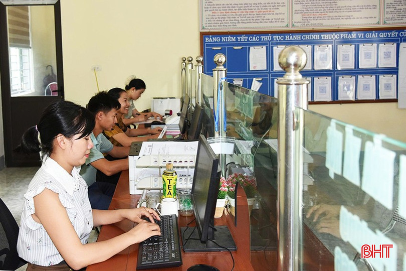 Hệ thống máy móc, trang thiết bị phục vụ thực hiện thủ tục hành chính tại các xã vùng thượng Kỳ Anh đã sẵn sàng. bqbht_br_a3.jpg