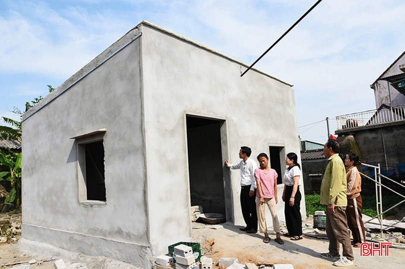 Ngôi nhà mới của chị Lê Thị Lân đang vào giai đoạn hoàn thành. bqbht_br_a6.jpg
