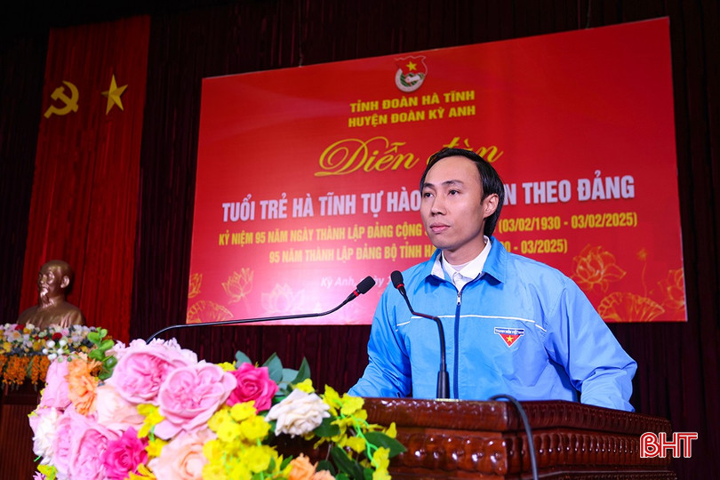 Phó Bí thư Tỉnh đoàn Từ Tuấn Phương khai mạc diễn đàn. bqbht_br_aimg-0120.jpg