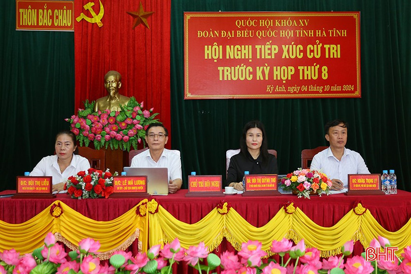 Chủ trì hội nghị. aimg-2996-1362.jpg