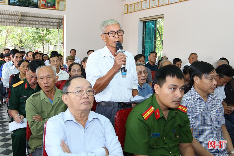 Cử tri Nguyễn Hữu Quỳnh (thôn Hiệu Châu, xã Kỳ Châu) kiến nghị các vấn đề liên quan đến đền bù giải phóng mặt bằng. aimg-3005-5245.jpg