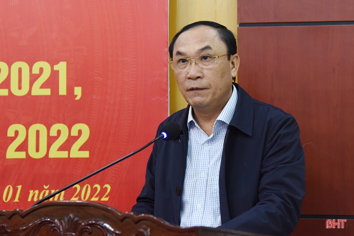 Đổi mới phương thức lãnh đạo của Đảng, điều hành của chính quyền để thực hiện tốt nhiệm vụ năm 2022