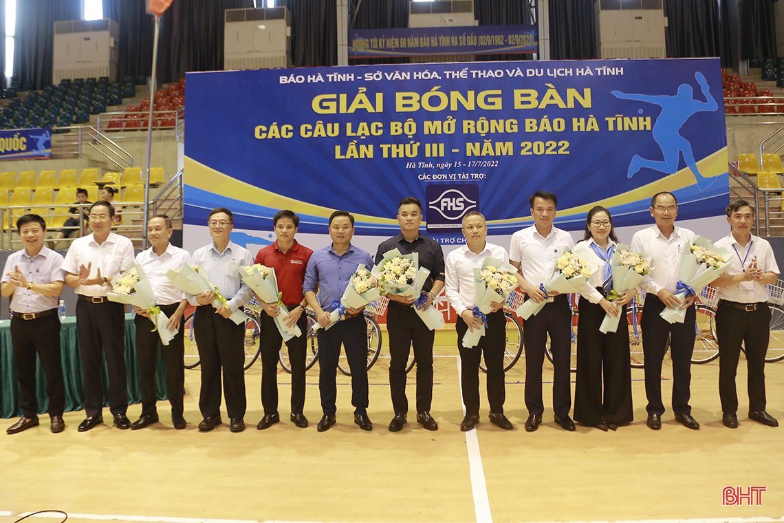 Khai mạc Giải Bóng bàn các CLB mở rộng Báo Hà Tĩnh lần thứ III năm 2022