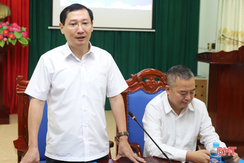 Bí thư Huyện ủy Hương Sơn Lương Quốc Tuấn phát biểu tại buổi làm việc bqbht_br_img-9500.jpg
