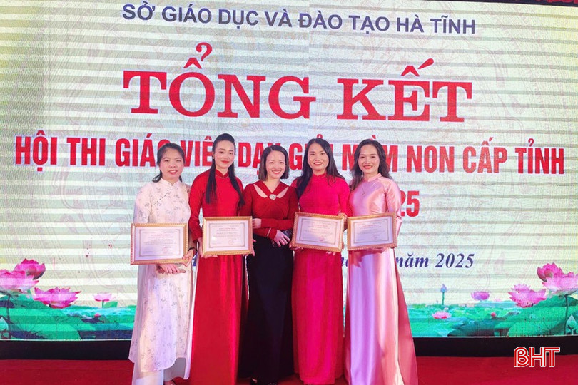 Trường Mầm non thị trấn Phố Châu là đơn vị có 4 giáo viên tham gia dự thi và tất cả đều đạt giải cao. bqbht_br_z6493490077892-efae2d88ea6e16d9ca0b6b585b61a10e.jpg