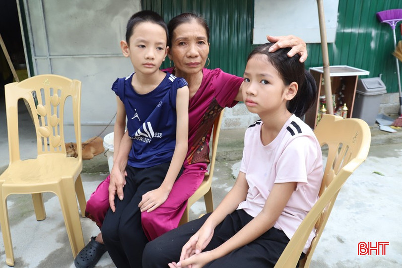 Cháu Phạm Khánh Băng (SN 2014, học sinh Trường Tiểu học Quang Diệm) là một trong số 59 trẻ mồ côi được nhận hỗ trợ 300.000 đồng/tháng từ năm 2021 đến nay. bqbht_br_img-9612.jpg
