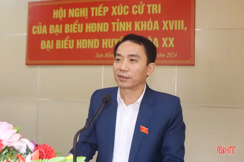 Phó Giám đốc Sở NN&amp;PTNT Nguyễn Quang Thọ tiếp thu, giải trình tại hội nghị.