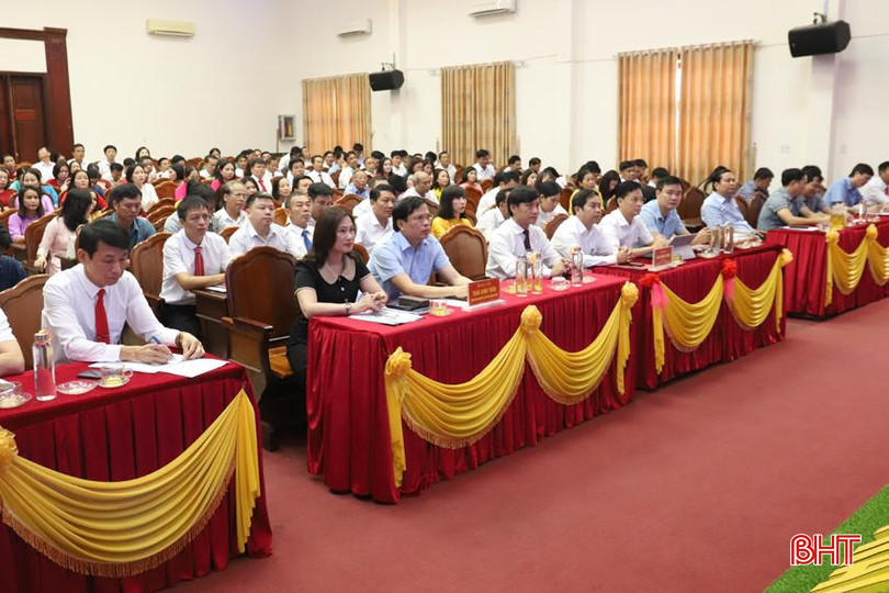 Đại biểu tham dự hội nghị IMG_1774.JPG