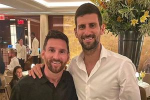 Djokovic lần đầu giành HCV Olympic, hoàn tất bộ sưu tập như Messi