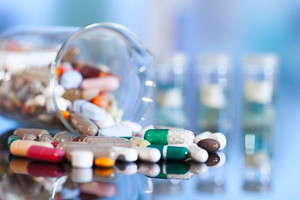 6 loại thuốc không kê đơn phổ biến nhưng có thể gây nguy hiểm cho người cao tuổi