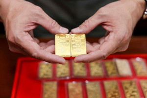 Giá vàng hôm nay 21/6/2025: Gần như đi ngang