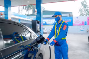 Giảm thuế môi trường, VAT, tiêu thụ đặc biệt với xăng dầu