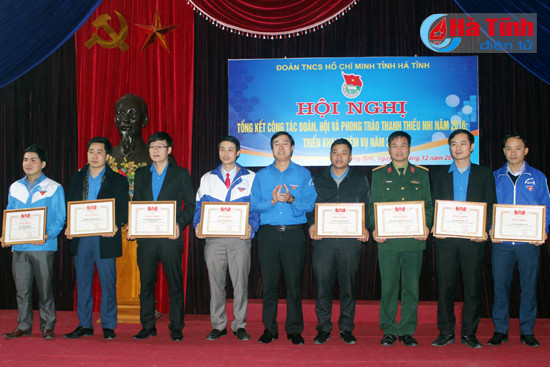 tich cuc giao duc loi song chu nghia yeu nuoc cho gioi tre