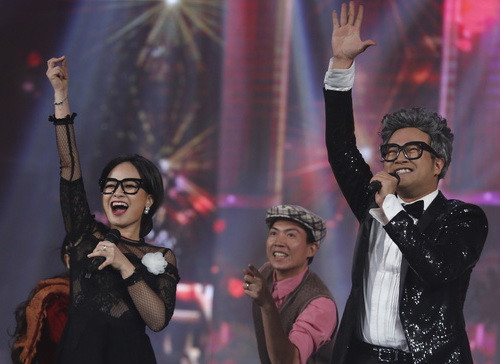 dan sao nam bac hoi tu o gala cuoi 2017