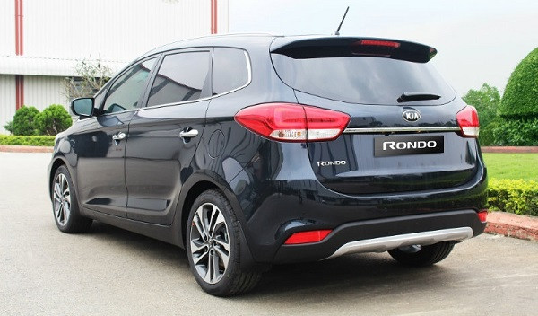 Kia Rondo 2017 gồm 4 phiên bản lựa chọn kia rondo 2017 ra mat gia tu 654 trieu dong