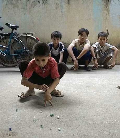 Những trò chơi dân gian thấm sâu trong ký ức tuổi thơ ảnh 3