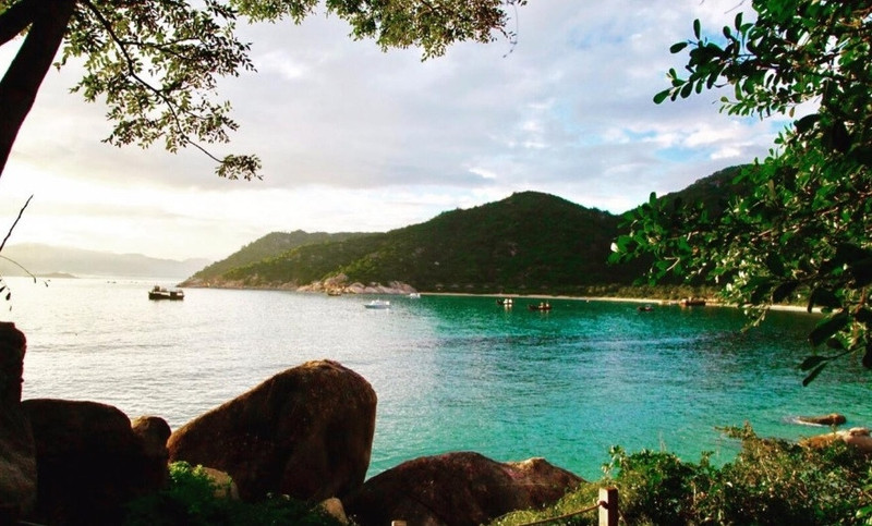 bien troi moi mien to quoc trong anh du thi dau an viet nam