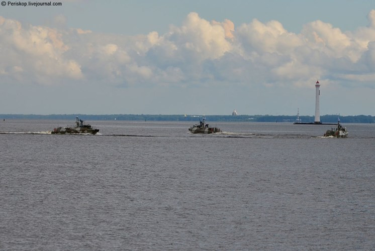 do so tuan duong ham nguyen tu nga tien vao song neva