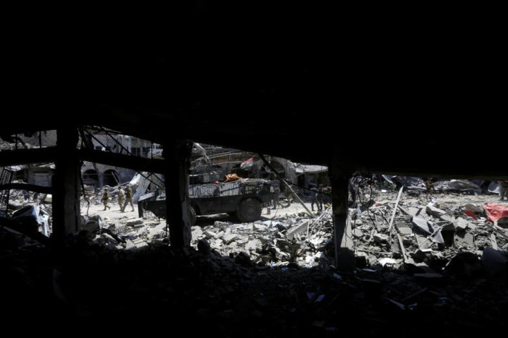 chum anh ben trong vung dat chet mosul iraq