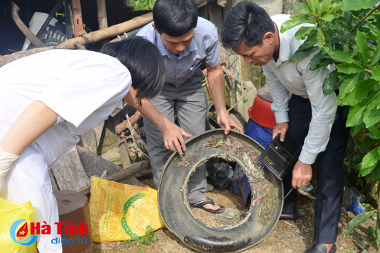 loc ha 5 nguoi cung thon mac sot xuat huyet dan van tho o