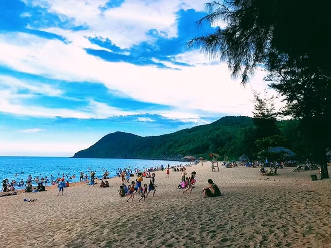 bon bien dao moi noi duoc san lung nhieu nhat he nay