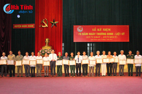 trang trong ky niem ngay thuong binh liet sy tai cac dia phuong don vi