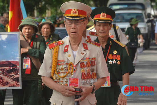 dai le cau sieu cac anh hung liet sy nguoi co cong o nga ba dong loc