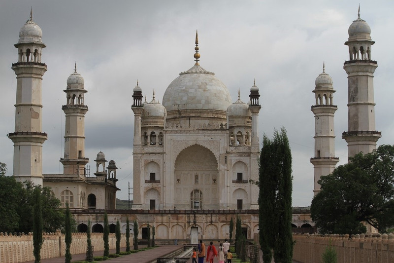 hang da ke cau chuyen nghin nam giua rung xanh an do