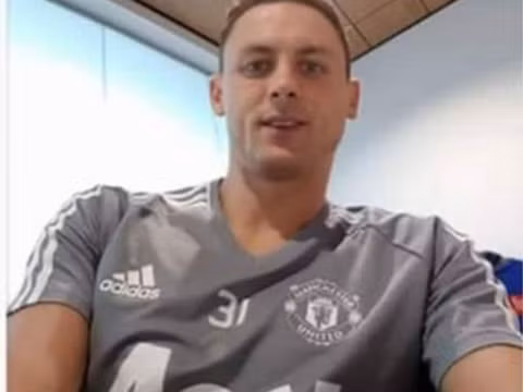 nemanja matic gia nhap man united sau khi vuot qua cuoc kiem tra suc khoe