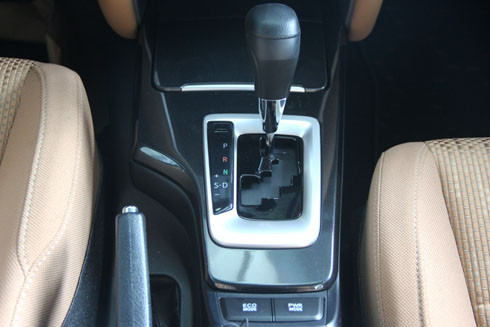 toyota fortuner 2017 ban trung dong dau tien ve viet nam