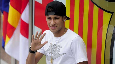 psg chot xong hop dong 5 nam voi neymar