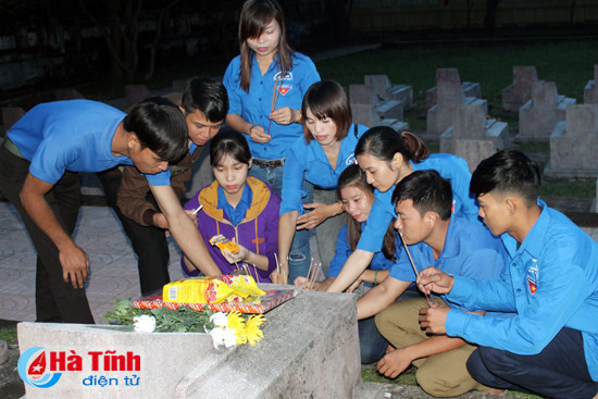 tuoi tre thanh kinh thap nen tri an cac anh hung liet sy