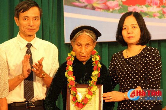 trang trong ky niem ngay thuong binh liet sy tai cac dia phuong don vi