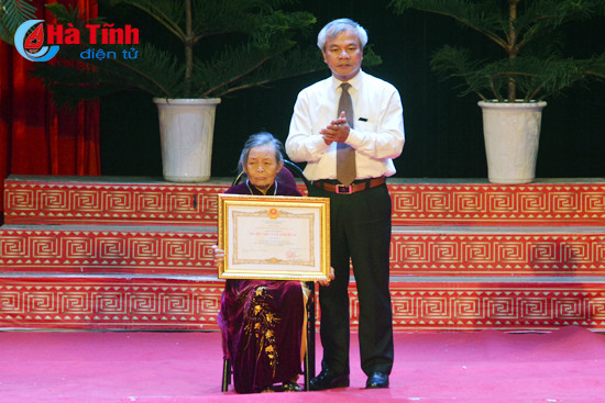 ha tinh long trong ky niem 70 nam ngay thuong binh liet sy