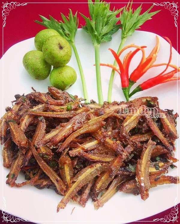 gian di re tien nhu ca com xao chua ngot ma noi com van bay het veo