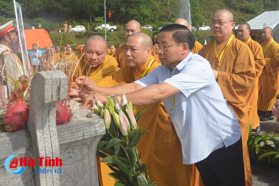 dai le cau sieu cac anh hung liet sy nguoi co cong o nga ba dong loc