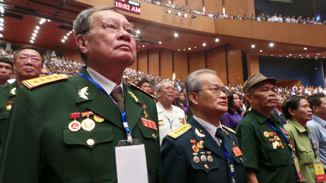 tong bi thu mau dao da no hoa cho dat nuoc hom nay