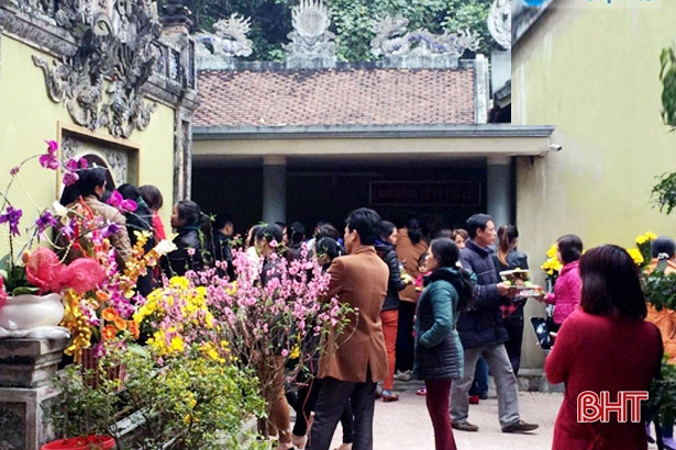 Hơn 13 vạn lượt du khách đến Hà Tĩnh du xuân Kỷ Hợi