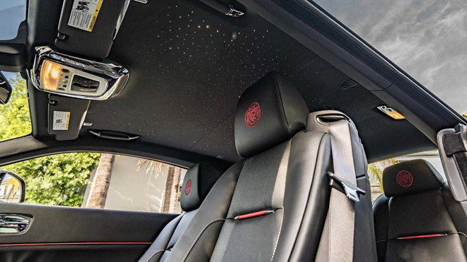 Dàn xe Rolls-Royce bản đặc biệt chào Tết Kỷ Hợi